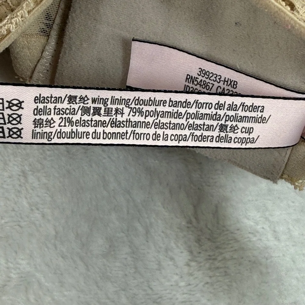 Victorias Secret Body By Victoria‎ Lined Demi Lace Bra Beige 38DD 399233-HXB